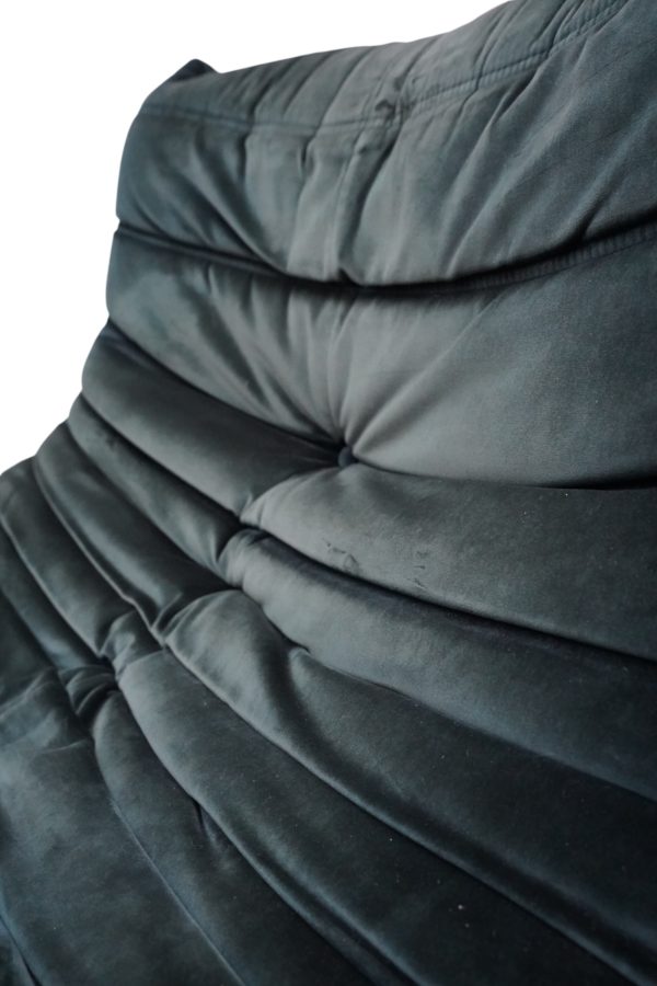 Chauffeuse et pouf TOGO, Ligne Roset par Michel Ducaroy 2020'