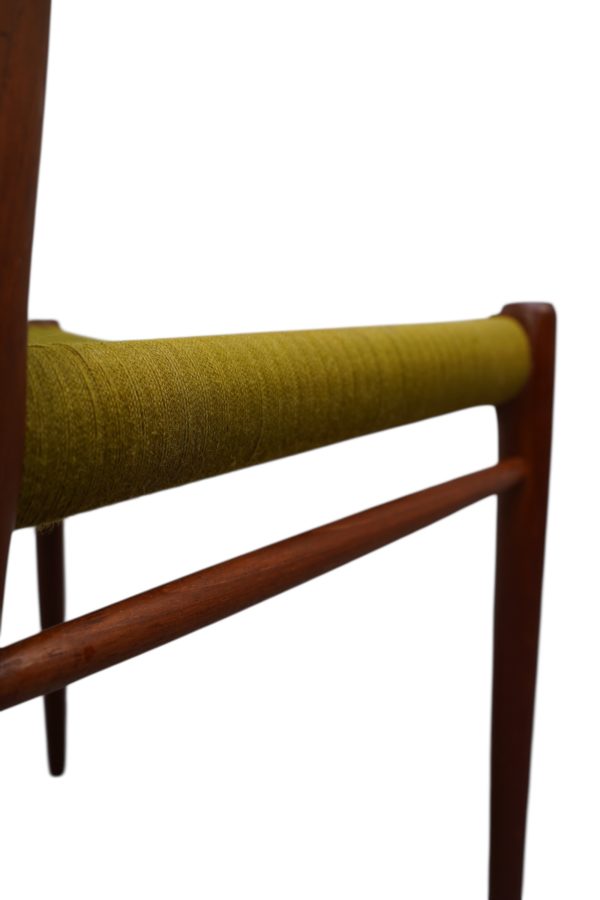 Ensemble de 4 chaises de Niels Otto Møller pour JL Møllers