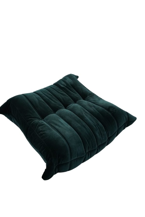 Chauffeuse et pouf TOGO, Ligne Roset par Michel Ducaroy 2020'