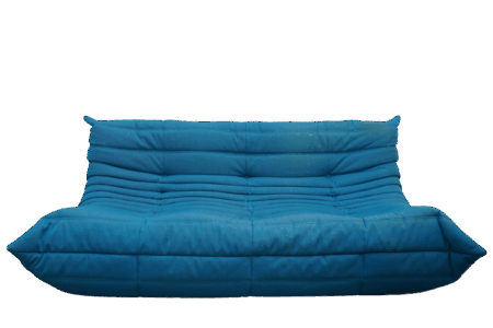 Canapé Togo de Ligne Roset par Michel Ducaroy en tissu bleu