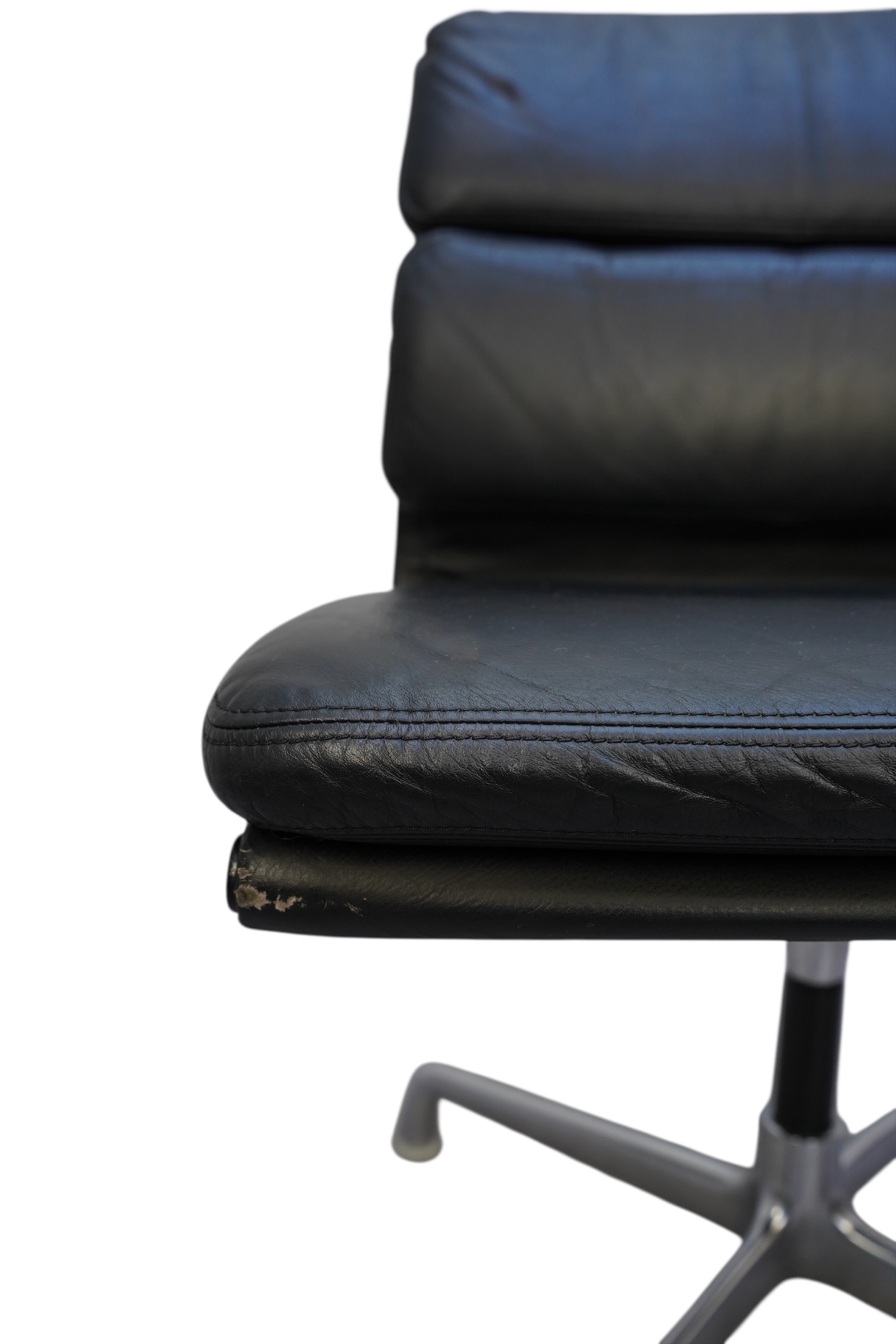 EA 205 Soft Pad en cuir noir de Herman Miller pour Vitra