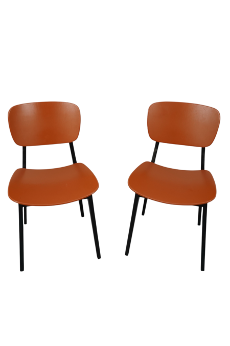 Paire de chaises de style scandinave