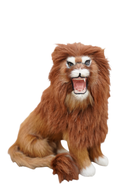 Figurine de lion réaliste
